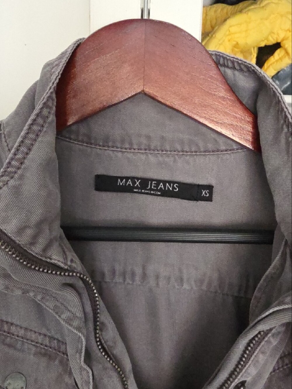 Max Jeans Gray Utility Drawstring Field Jacket - Picture 9 of 12